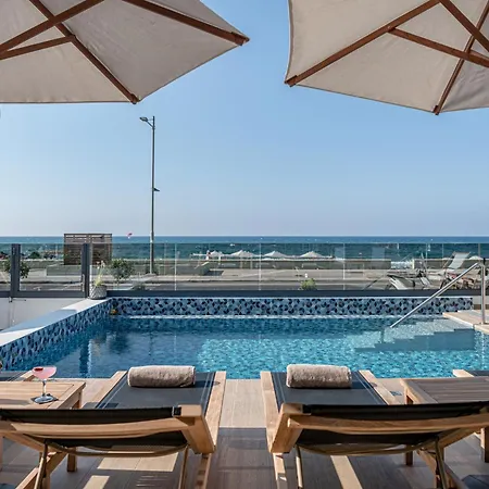 Calla Luxury Seafront Lägenhetshotell