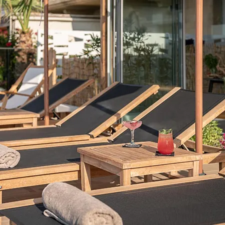 Calla Luxury Seafront Retimno