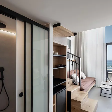 Calla Luxury Seafront 4*