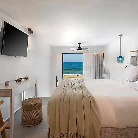 Calla Luxury Seafront