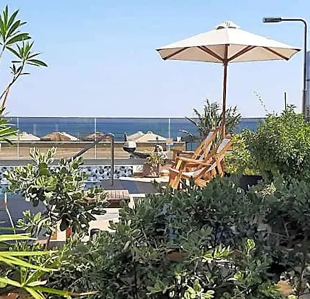 Aparthotel Calla Luxury Seafront