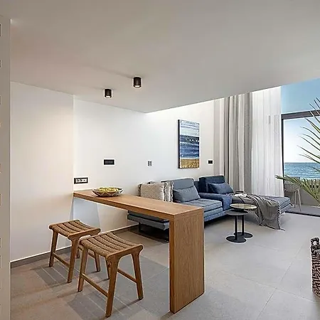 Calla Luxury Seafront Aparthotel Rethymno
