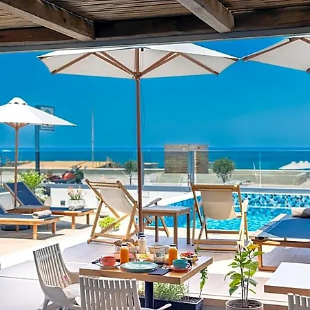 Calla Luxury Seafront העיירה רתימנו