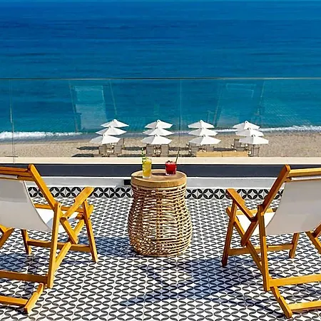 Calla Luxury Seafront 4* העיירה רתימנו
