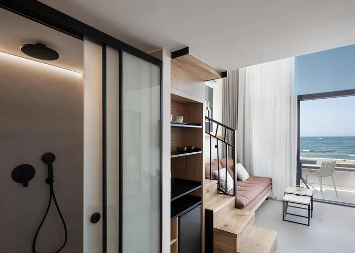 Calla Luxury Seafront Апарт-готель Ретимно (Крит)