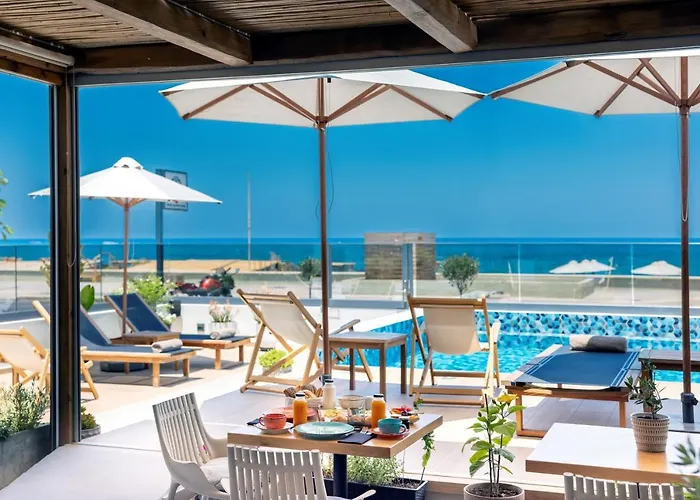 Апарт-готель Calla Luxury Seafront 4*