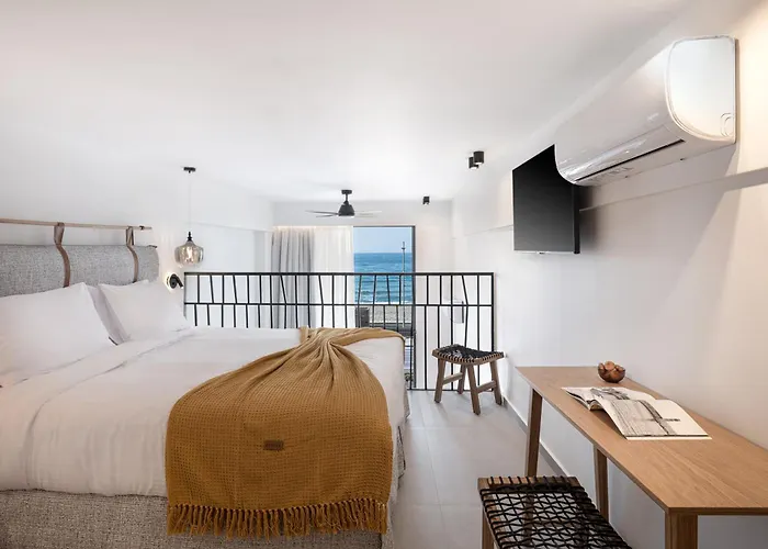 Calla Luxury Seafront 4* Ретимно (Крит)