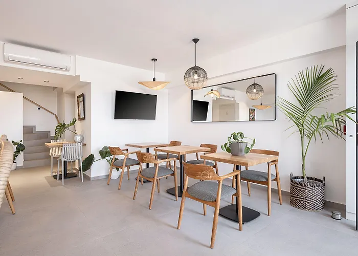 Calla Luxury Seafront 4*