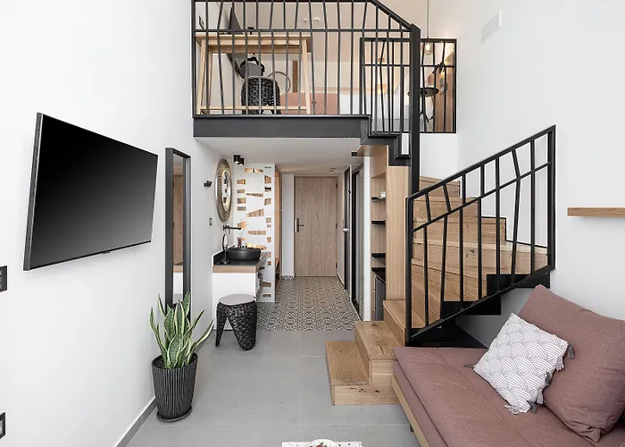 Calla Luxury Seafront Апарт-готель 4*