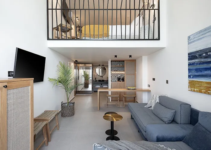 Calla Luxury Seafront 4*