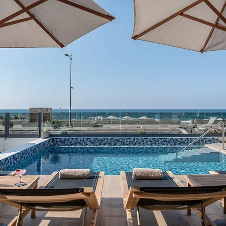 Calla Luxury Seafront 4*