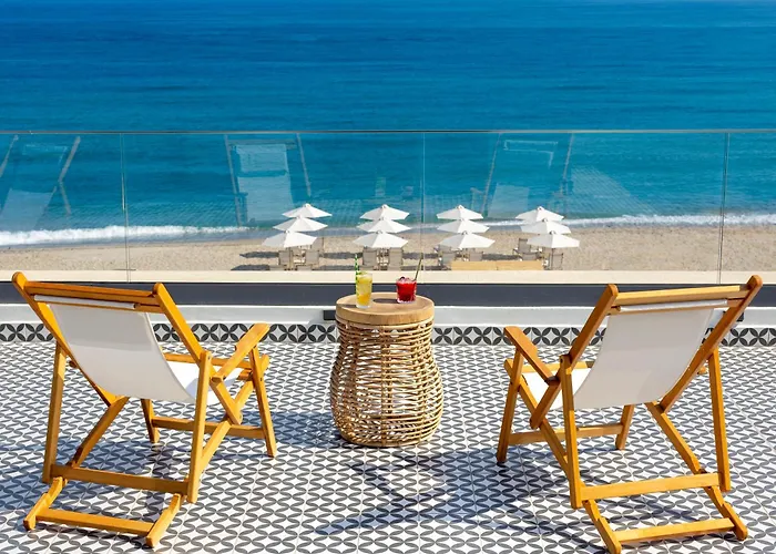 Apartahotel Calla Luxury Seafront 4*