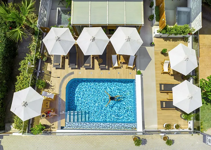 Apartahotel Calla Luxury Seafront