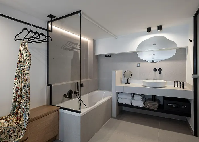 Calla Luxury Seafront Rétino